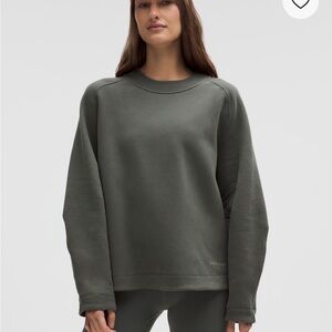 Loungeful Relaxed-Fit Crewneck Sweatshirt
